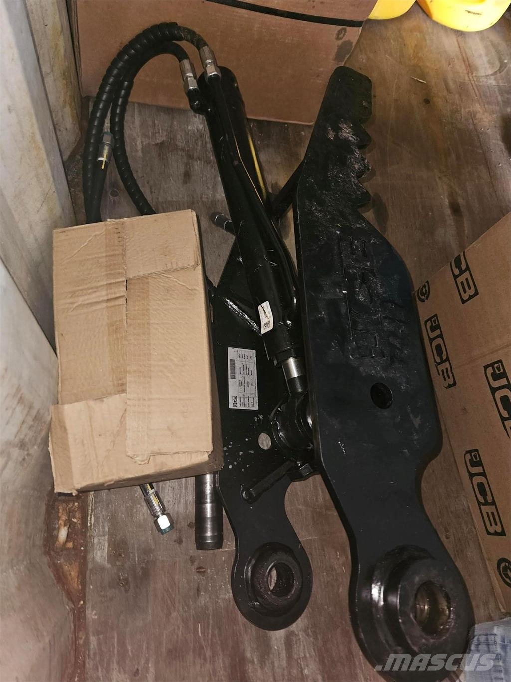 JCB 35Z THUMB Scarifiers