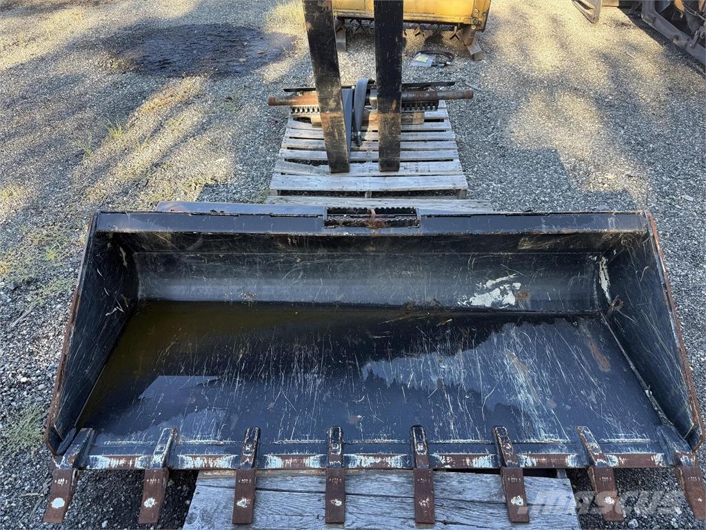 JCB 48 FORKS Gradbeništvo - drugo
