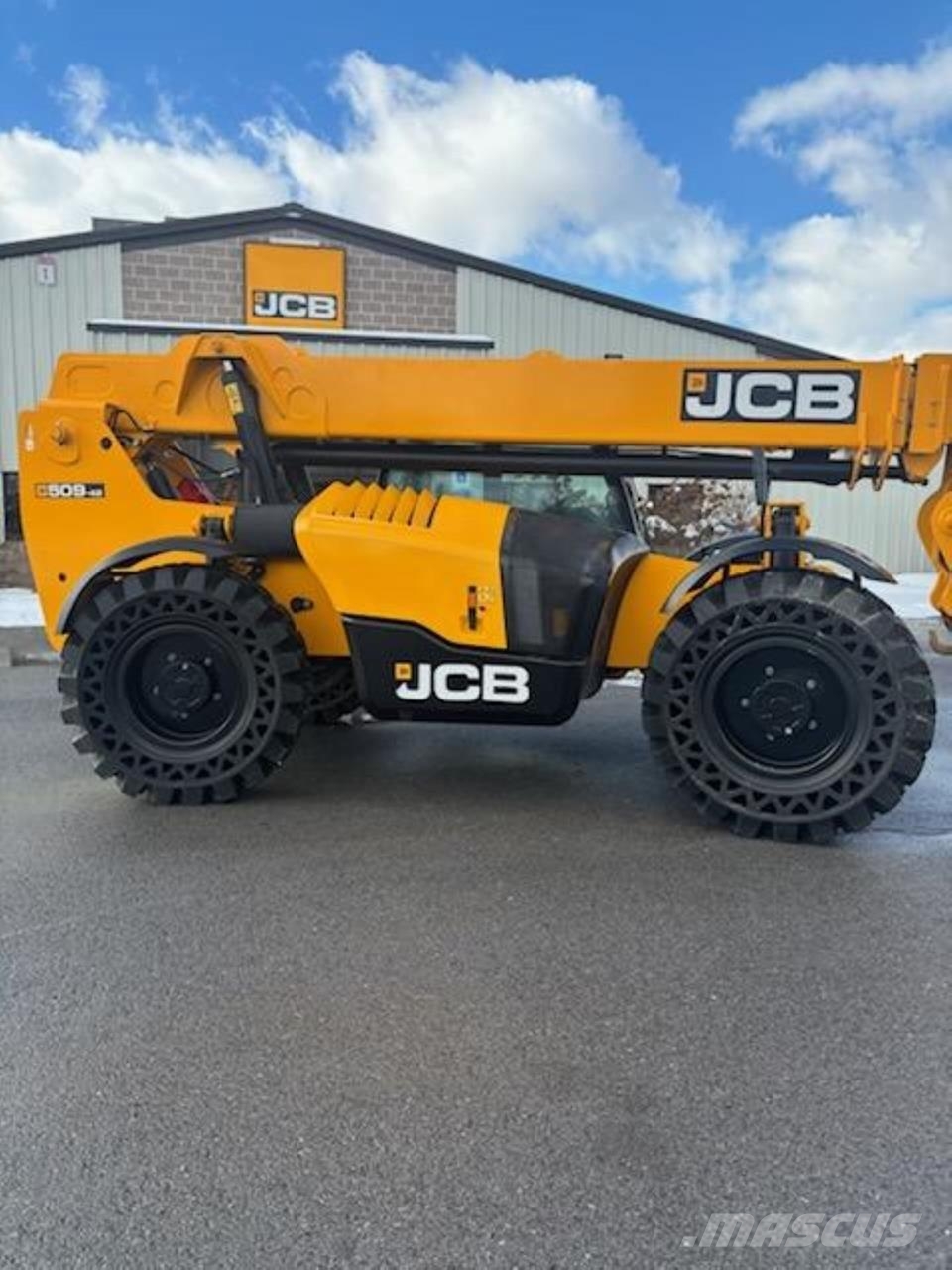 JCB 509-42 Teleskopické manipulátory
