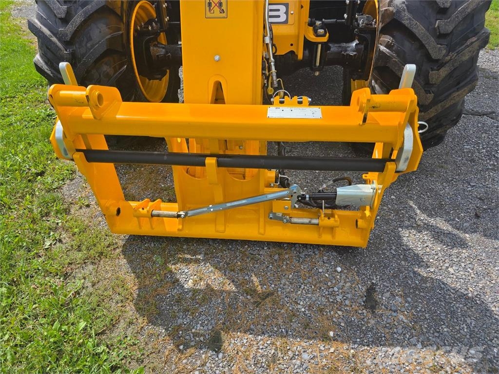 JCB 542-70 AGRI PLUS 伸縮臂操作車