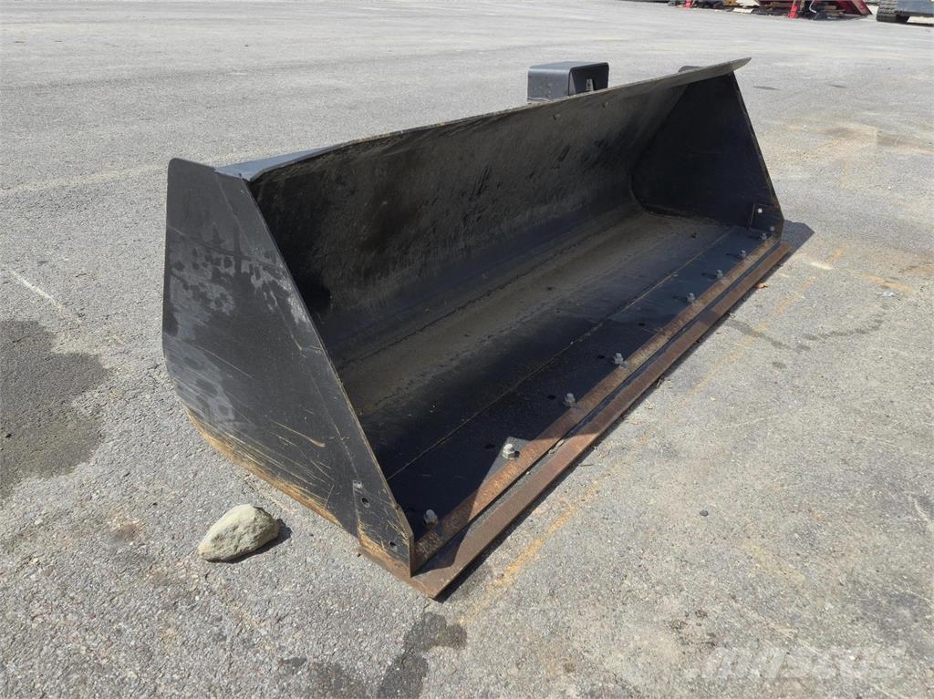 JCB 72 JCB 1CXT BUCKET Gradbeništvo - drugo