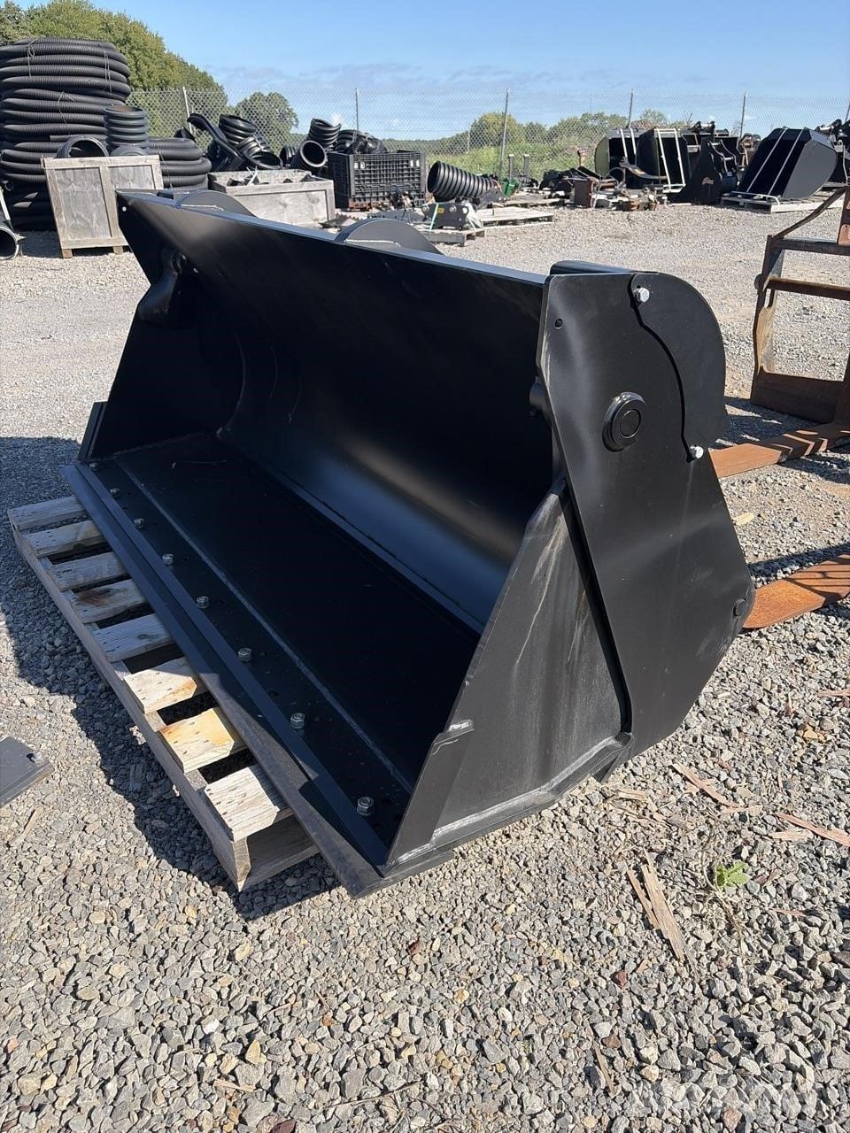 JCB 92 6-IN-1 BUCKET Gradbeništvo - drugo