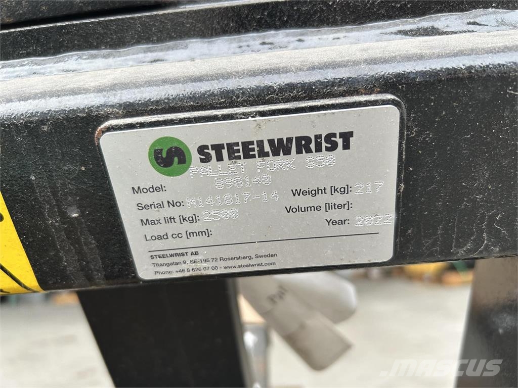 Steelwrist X12 48 FORKS معدات البناء - غير ذلك