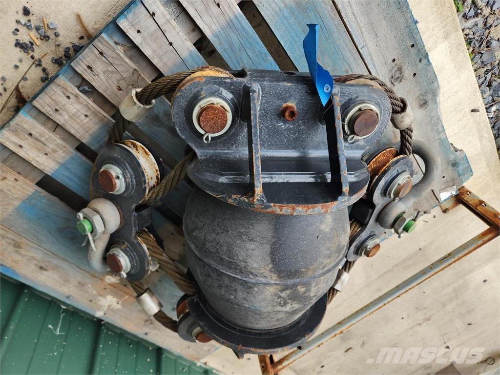 TUNKERS SD30 건설 장비 - 기타