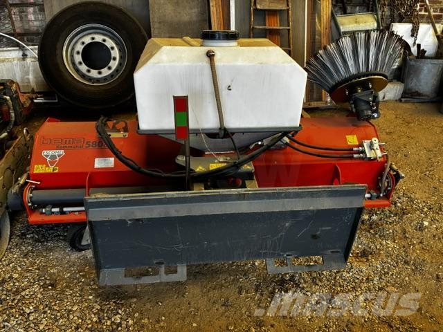 Bema KOMMUNAL 580 DUAL Sonstige Baumaschinen