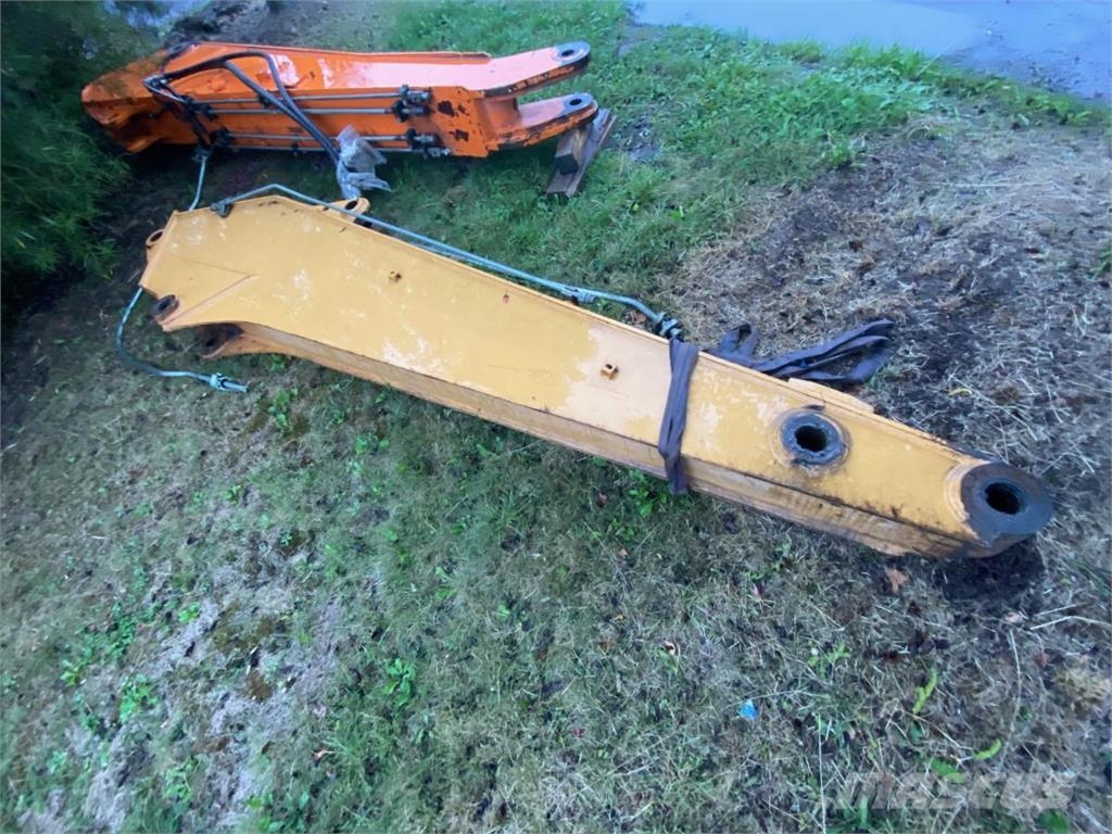 CASE ET DOOSAN BALANCIERS 2M70 & 3M أذرع الغطاس