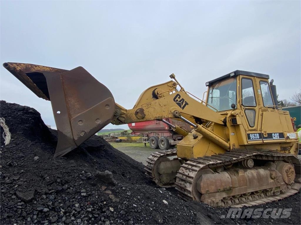 CAT 963B Roomiklaadurid
