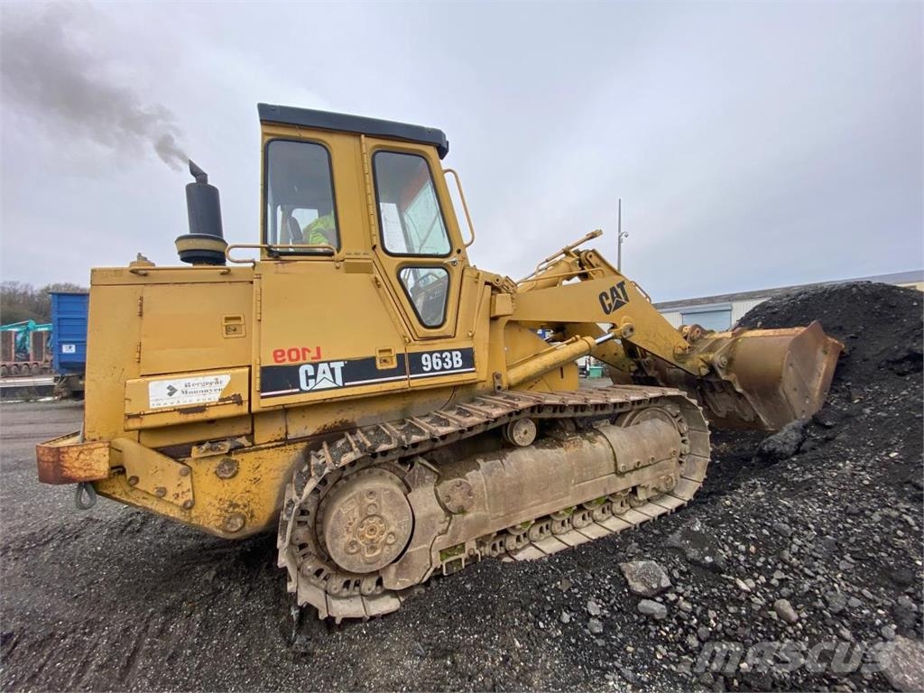 CAT 963B Roomiklaadurid