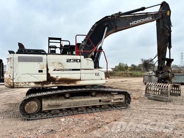 Hidromek HMK 230LC-4 حفارات زحافة