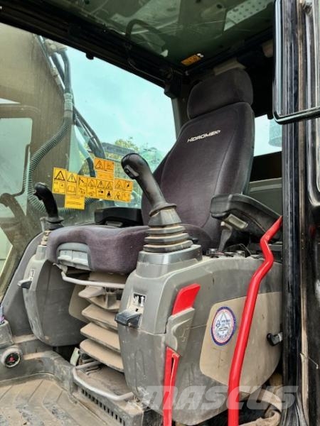 Hidromek HMK 230LC-4 Excavadoras de cadenas