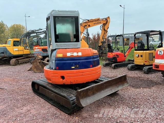 Hitachi 50U Miniekskavaatorid < 7 t