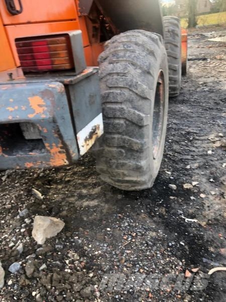 Hitachi W 90 Naudoti ratiniai krautuvai