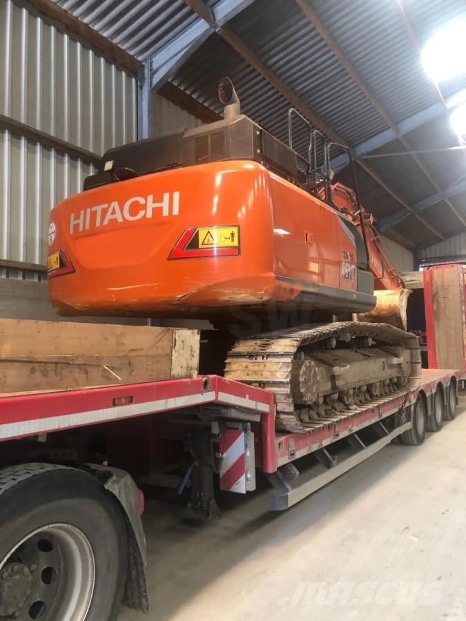 Hitachi ZX180LC Beltegraver