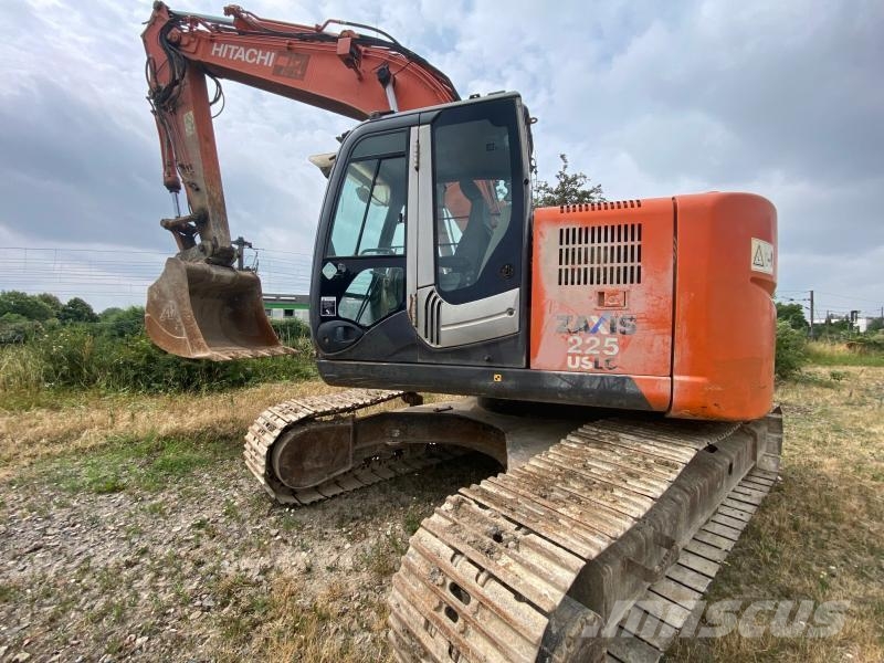 Hitachi ZX225USLC-3 Excavadoras de cadenas