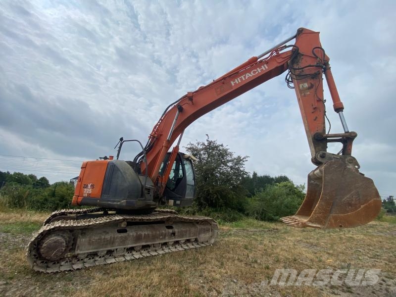 Hitachi ZX225USLC-3 Excavadoras de cadenas