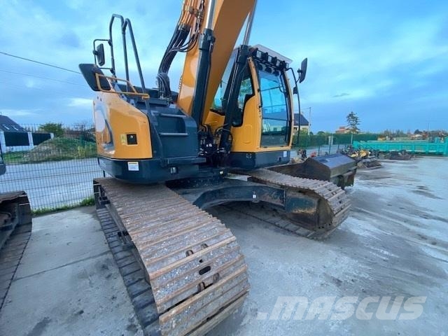 Hyundai HX 235LCR Excavadoras de cadenas