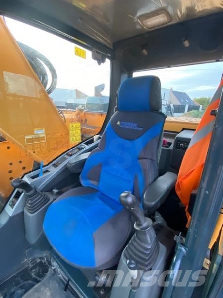 Hyundai HX 235LCR Excavadoras de cadenas