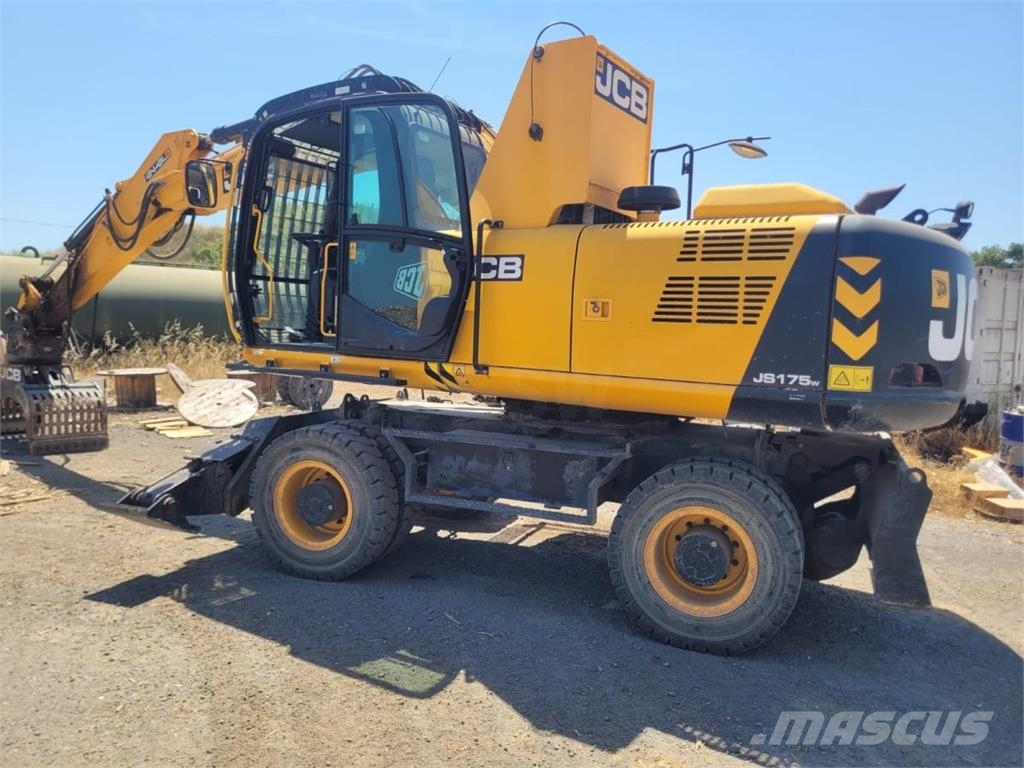 JCB JS175W حفارات بعجل