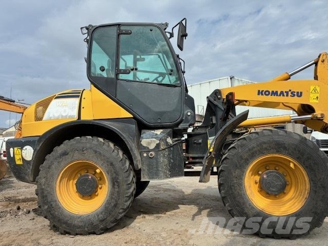 Komatsu WA100M6 لوادر بعجل
