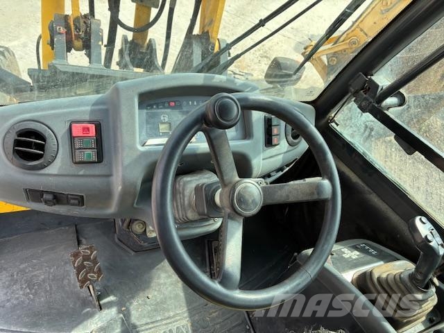 Komatsu WA100M6 لوادر بعجل