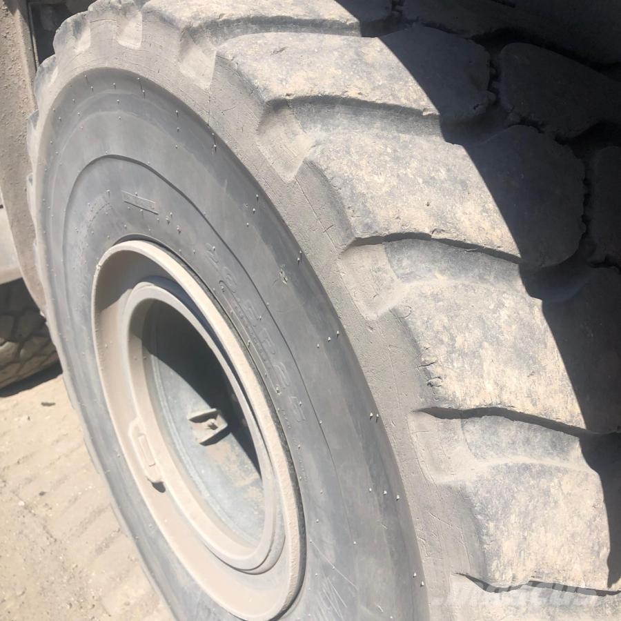 Liebherr L566 Utovarivači na kotačima