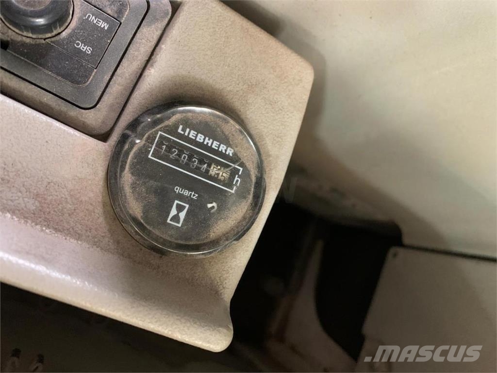 Liebherr R 904C HDSL حفارات زحافة