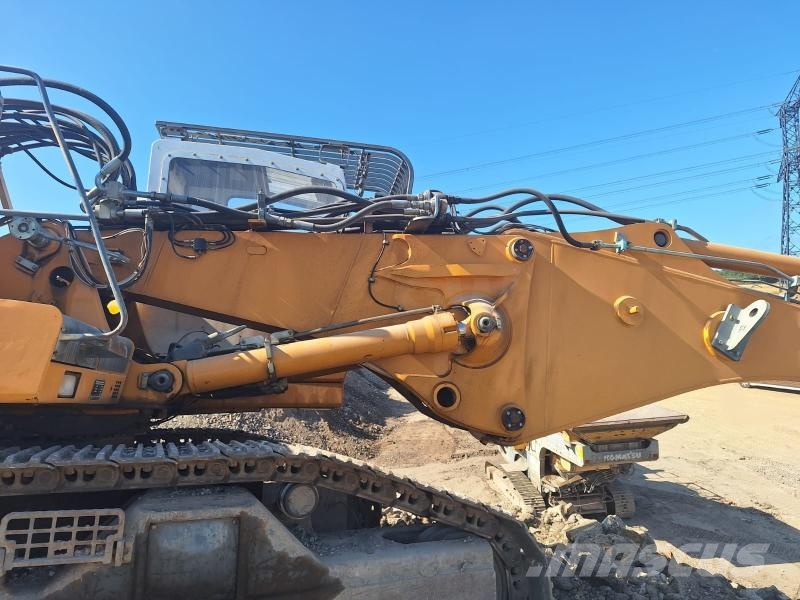 Liebherr R 944B VH HD Demolition excavators