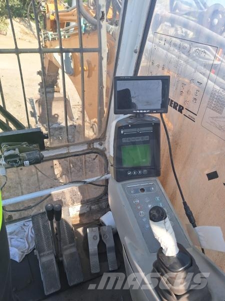Liebherr R 944B VH HD Demolition excavators