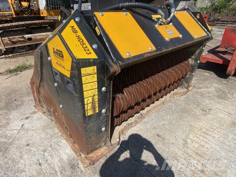 MB Crusher HDS 323 Cucharones