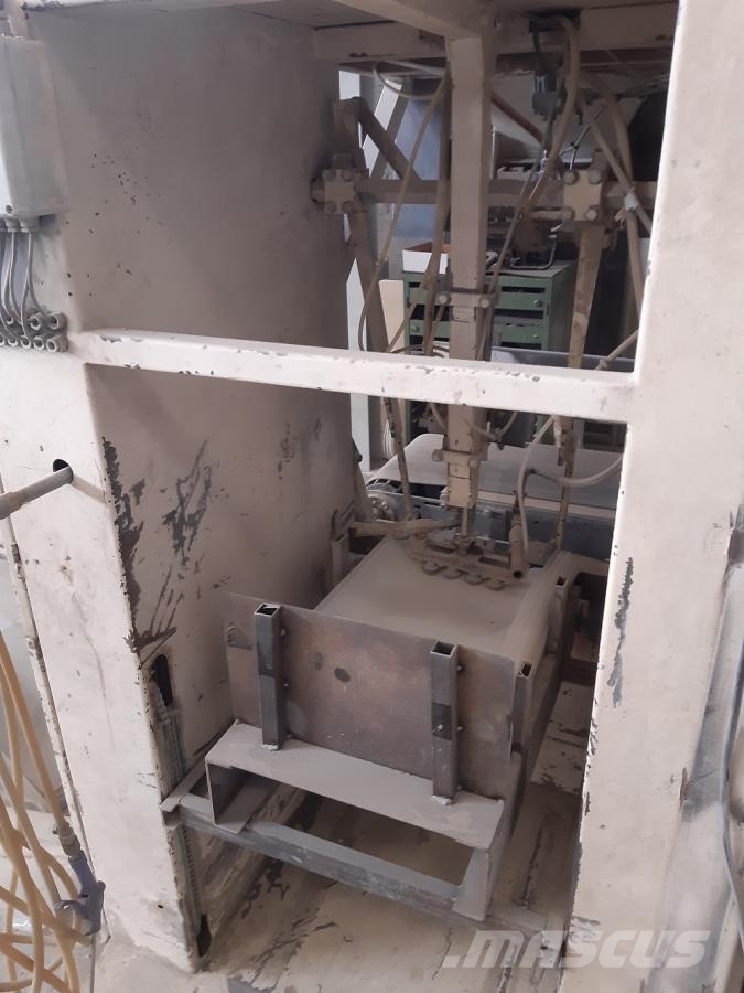  TECHNIPES ENSACHEUSE WEIGHER 400 Muu