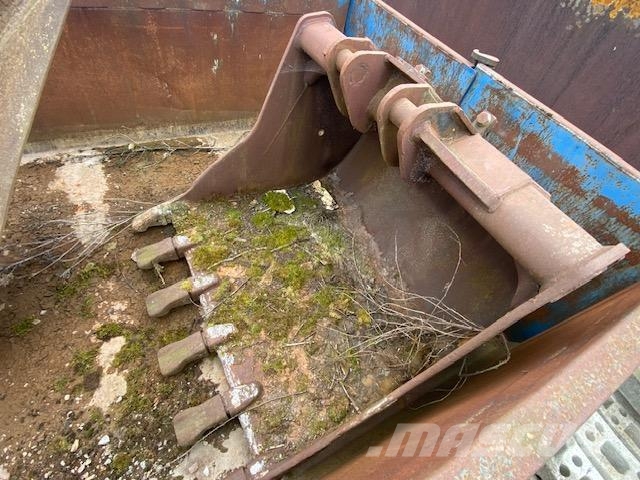 Volvo ORIENTABLE & TERRASSEMENT 2M & 1M50 Kauhat