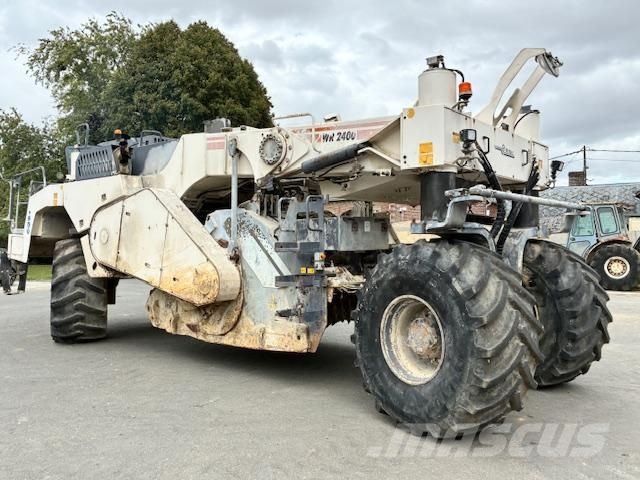 Wirtgen WR 2400 Diger