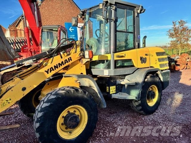 Yanmar TL 80 小型裝載機