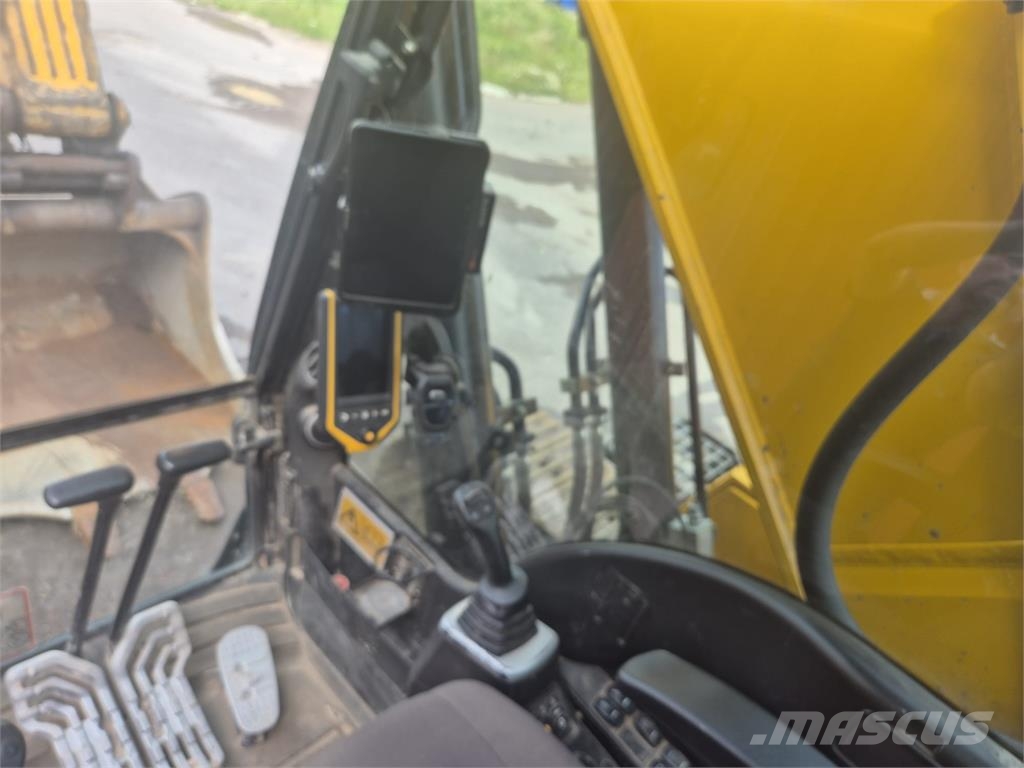 JCB JS370LCT4F Excavadoras sobre orugas