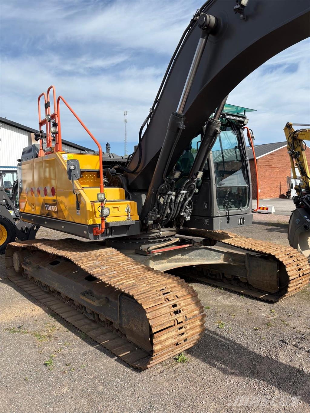 Volvo EC250EL Kāpurķēžu ekskavatori