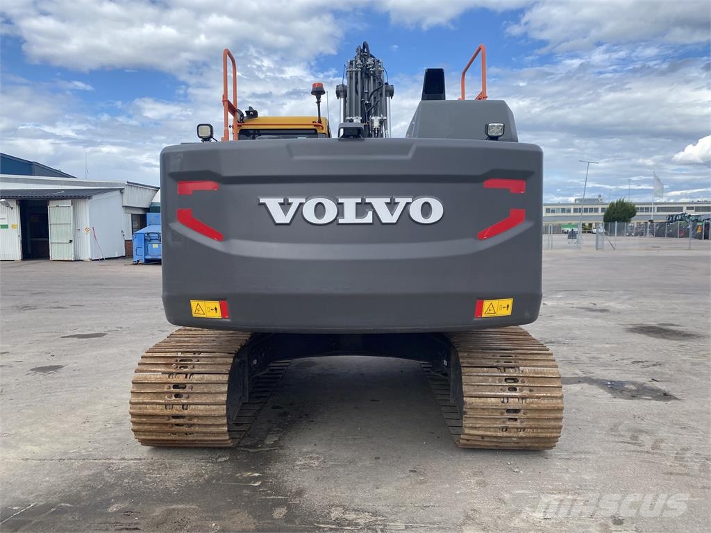 Volvo EC220EL 履带挖掘机