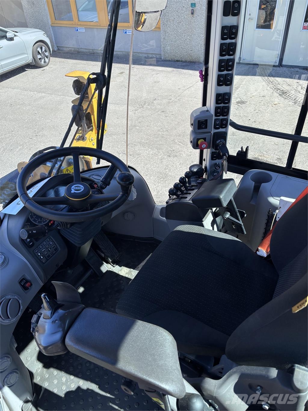 Volvo L60H لوادر بعجل