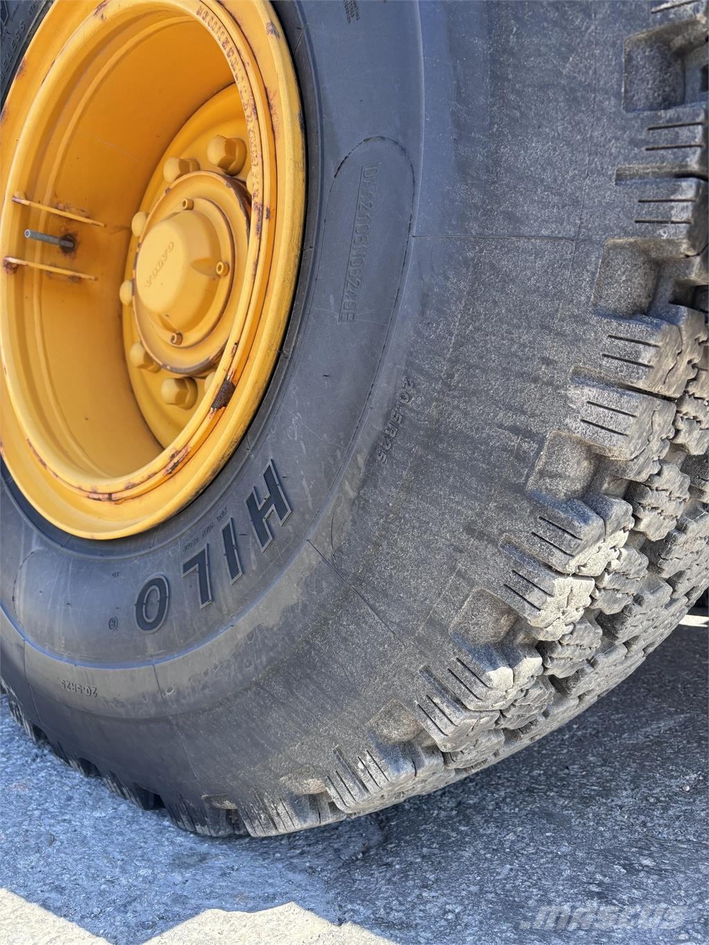 Volvo L60H لوادر بعجل