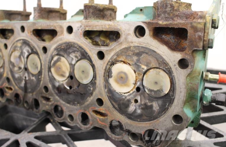 Mecalac 12MX CYLINDERHUVUD Motori