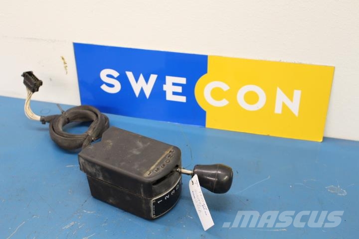Volvo A25C Växelspak Kabinos ir interjeras