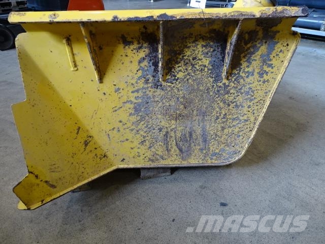 Volvo A25D BRÄNSLETANK Kiti naudoti statybos komponentai