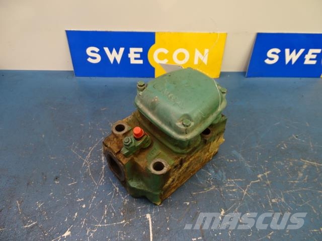 Volvo A25D CYLINDERHUVUD 发动机