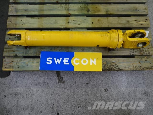 Volvo A25D HYDRAULCYLINDER Alusta ja jousitus