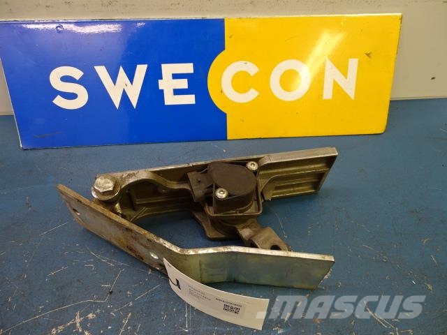 Volvo A25D PEDAL Kabinos ir interjeras