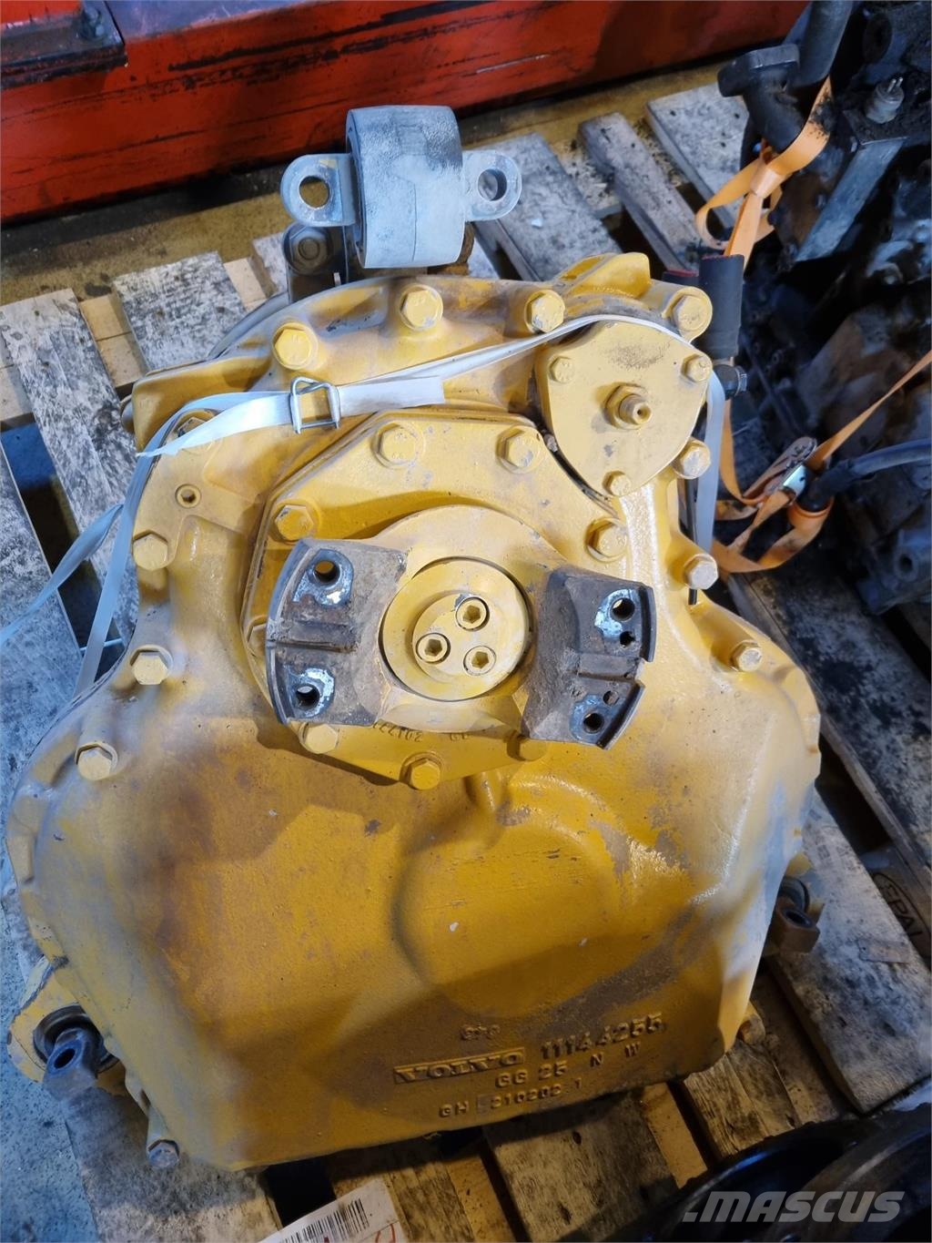 Volvo A25D TRANSFER CASE Menjalnik