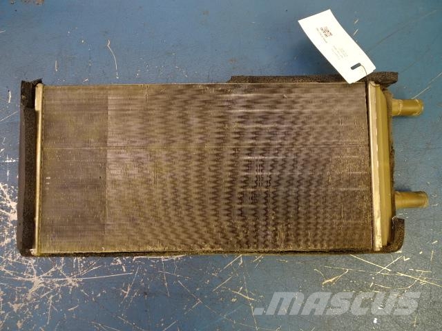 Volvo A25D VÄRMEPAKET 散热器