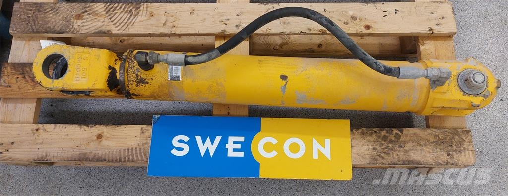 Volvo A25D66 HYDRAULIC CYLINDER Važiuoklė ir suspensija