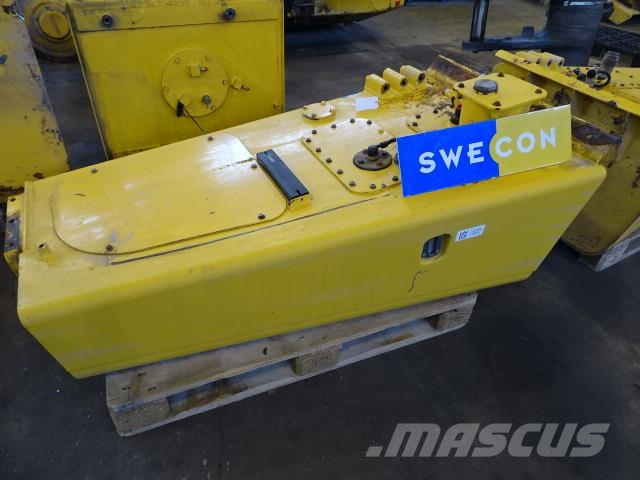 Volvo A25D66 Hydraultank Hidraulika