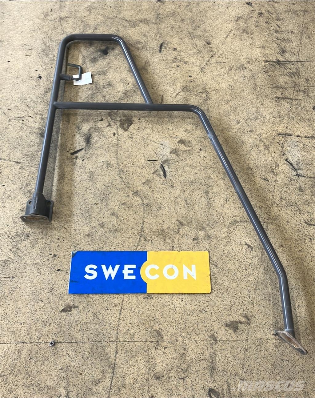 Volvo A30E HANDRAIL Alusta ja jousitus
