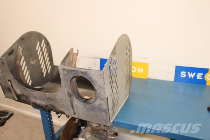 Volvo A35D Avgassystem fäste Motori